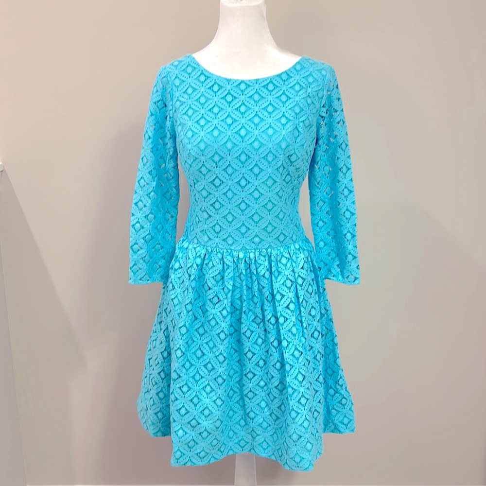 Lilly Pulitzer Size 4 Shorely Blue Turquoise Lace Overlay Dress w Flounce Skirt